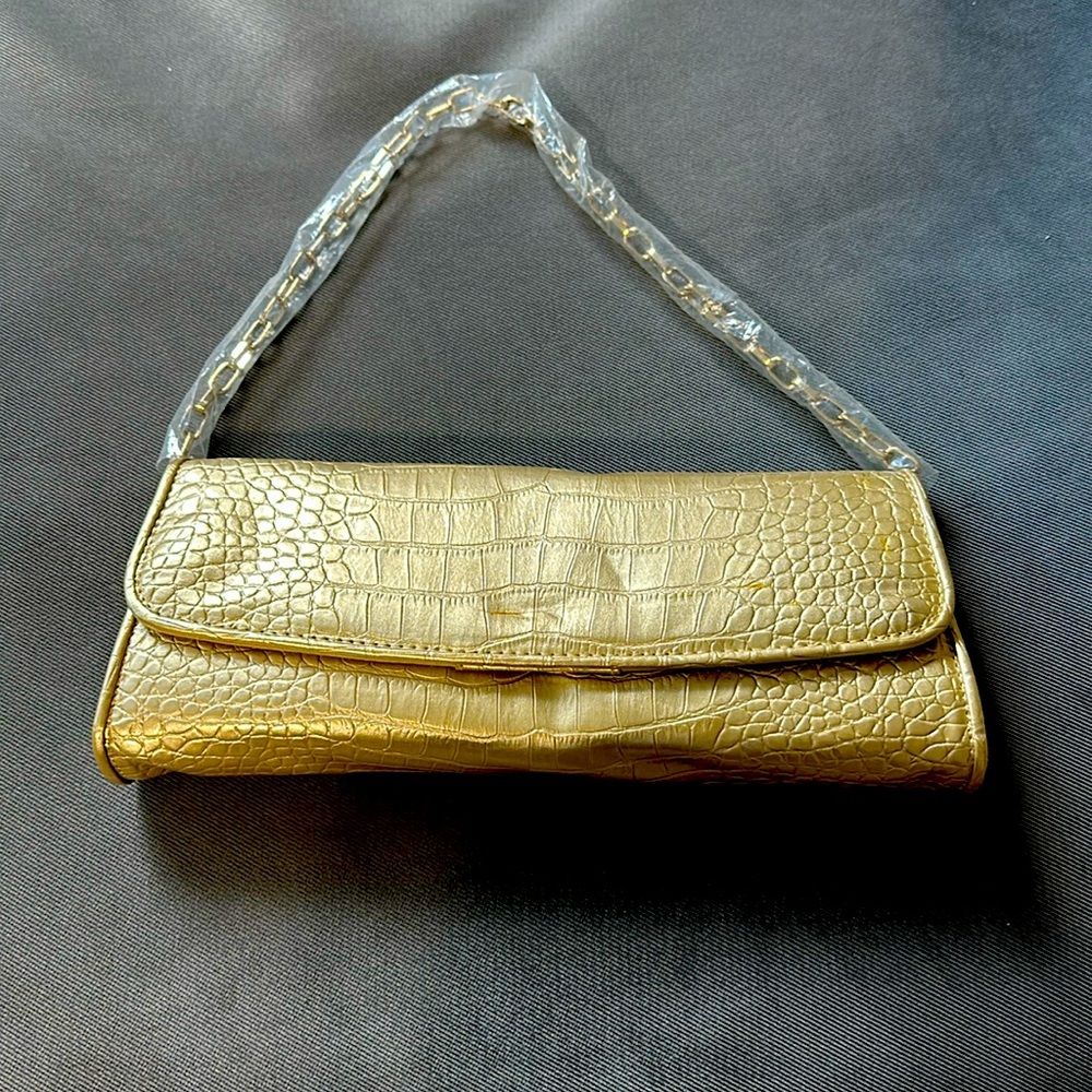 NWT Loft Gold Croc Embossed Clutch with Gold Chain Strap Brand New Never Used